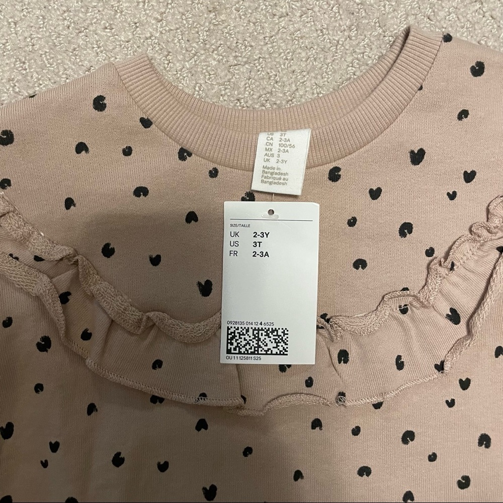 H&M Ruffle Sweatshirt - Picture 2 of 4